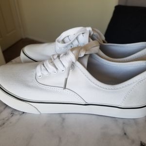 Women Mossimo White Sneakers